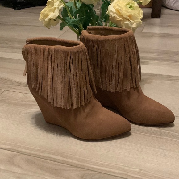 SOLD - Picture 1 of 4